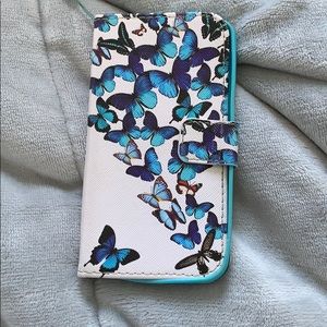 A Samsung j36 phone case